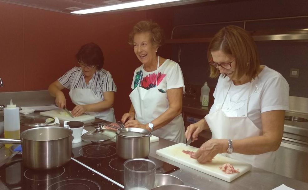 Afabur, 25 años conviviendo con el Alzheimer