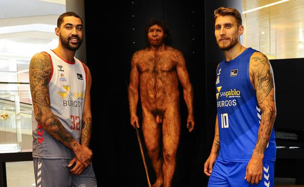 La nueva camiseta del San Pablo muestra el dibujo de un bifaz