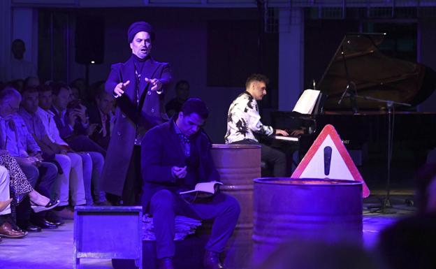 Burgos acoge en un pase único la versión Ópera Garage de 'La Bohème' , dirigida por Emiliano Suárez