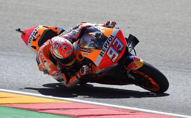 Márquez confirma su estado con una nueva 'pole'