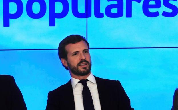 Casado apela al patriotismo de Rivera para que Ciudadanos pacte con el PP