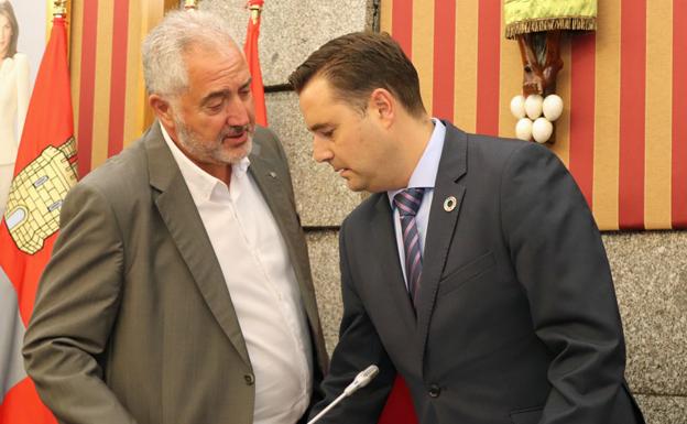 El PP «no se fía» del secretario general y el Pleno exige a Asesoría Jurídica un informe sobre la delegación de competencias en el IMC