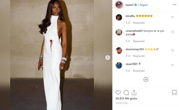 Naomi Campbell se 'mete' un tiro