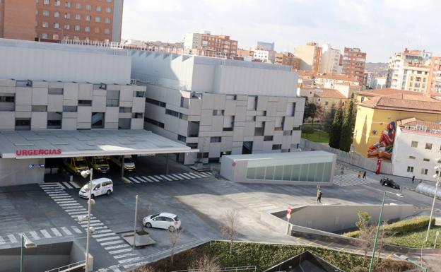 Los cinco grandes hospitales ampararán la falta de especialistas de los otros nueve de la región