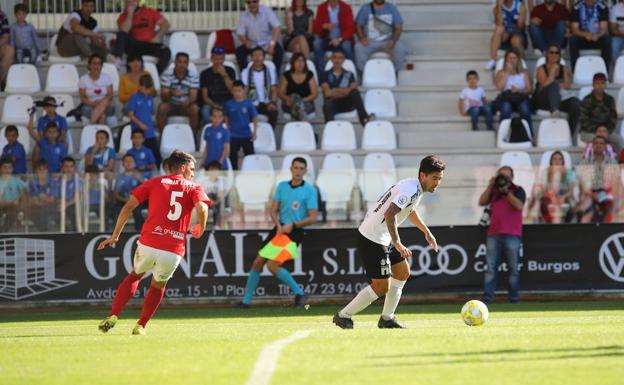 Un solitario gol de Marcelo da la primera victoria de la temporada al Burgos CF