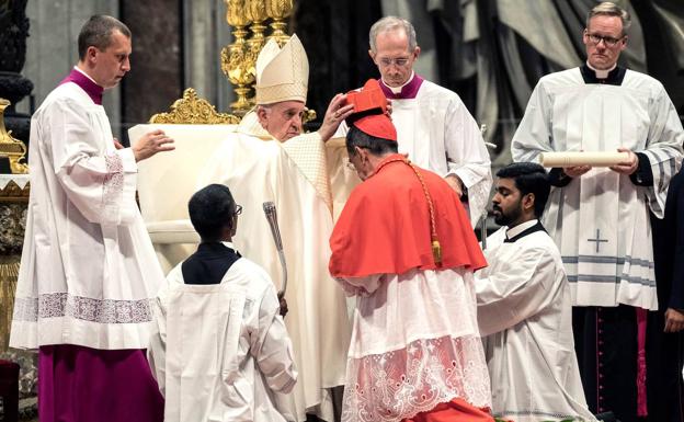 El Papa pide a los nuevos cardenales que no caigan en la «deslealtad de hombres de Iglesia»