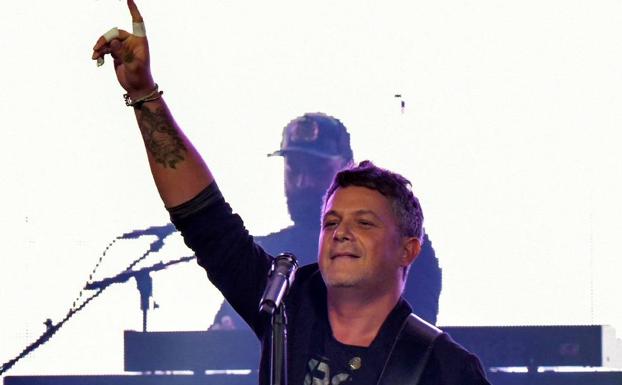 Alejandro Sanz, fotos en familia