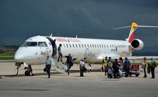 El Aeropuerto de Burgos registra una caída del 6% en los pasajeros de septiembre, la primera desde la llegada de la ruta a Barcelona