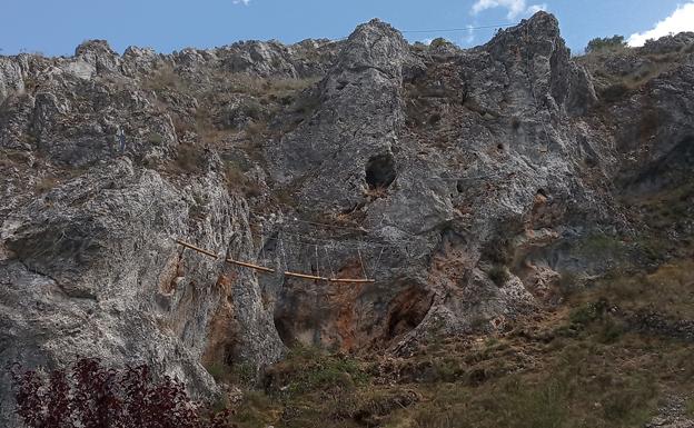 Huerta de Rey inaugura una nueva vía ferrata en la provincia de Burgos