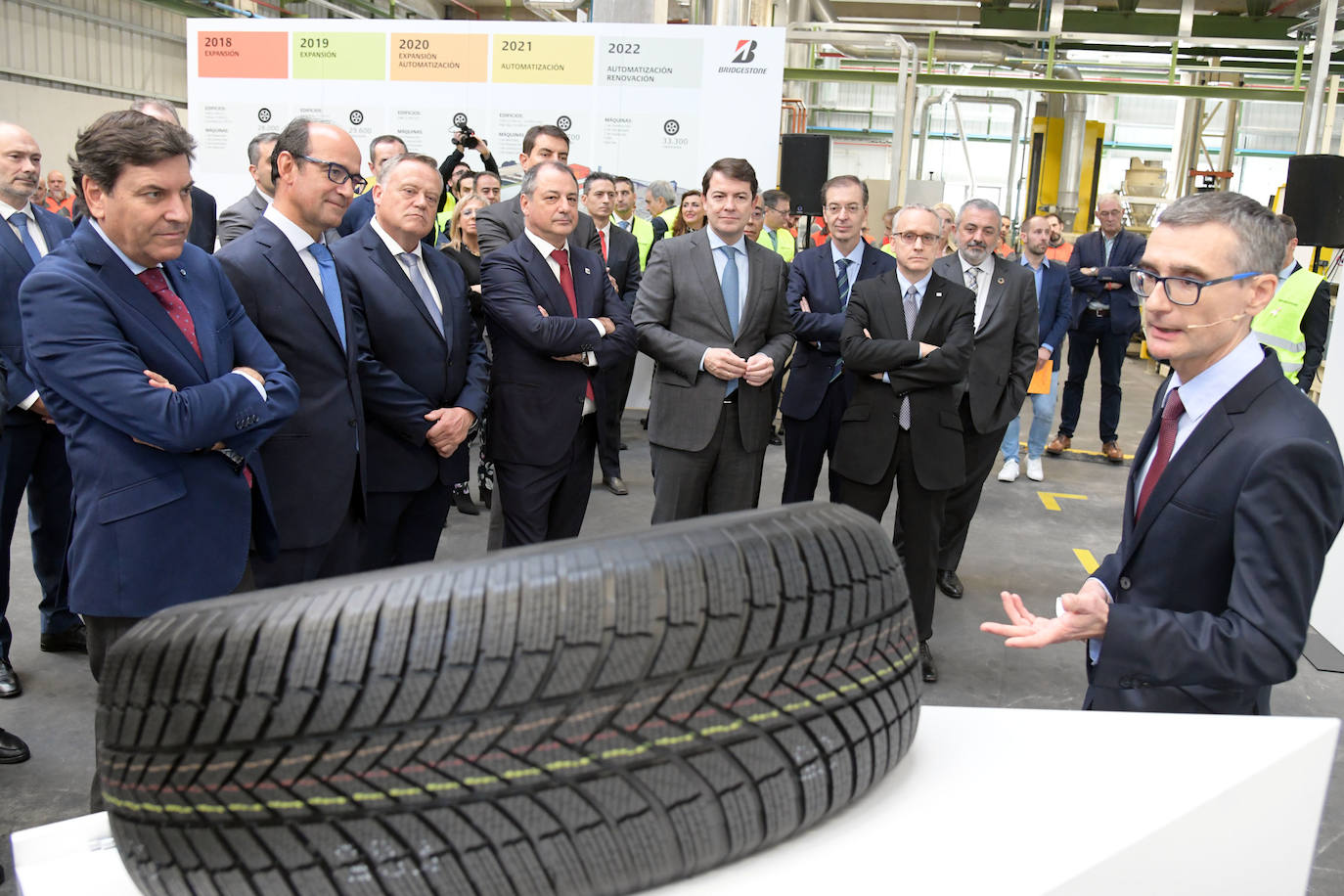 La planta de Bridgestone fabrica su neumático número 300 millones