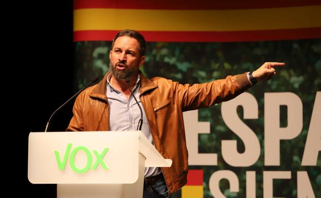 Abascal exhorta en Burgos al Gobierno a aplicar el estado de excepción en Cataluña