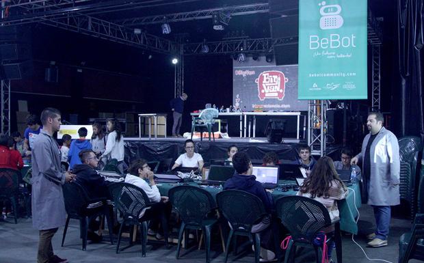 La Feria de la Ciencia en Miranda de Ebro congrega a más de 500 participantes en su primera edición