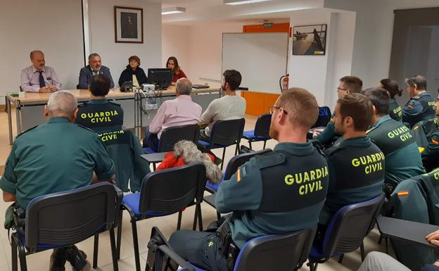 Efectivos de la Guardia Civil y la Ertzaintza reciben en Burgos formación en caso de emergencia nuclear