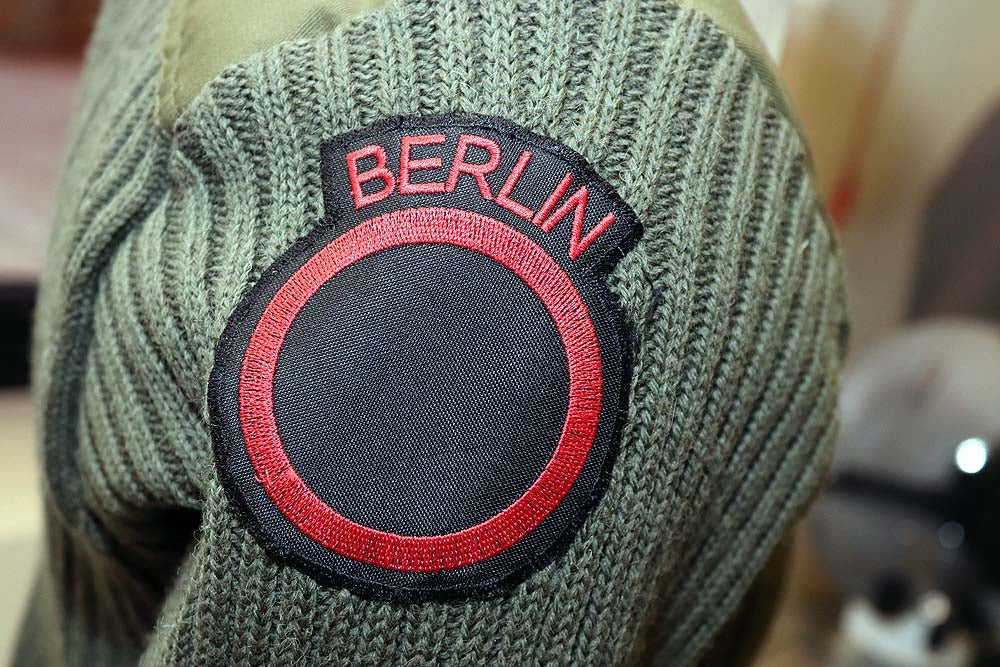 Los objetos más importantes de la época del muro de Berlín, expuestos en el hotel Abba