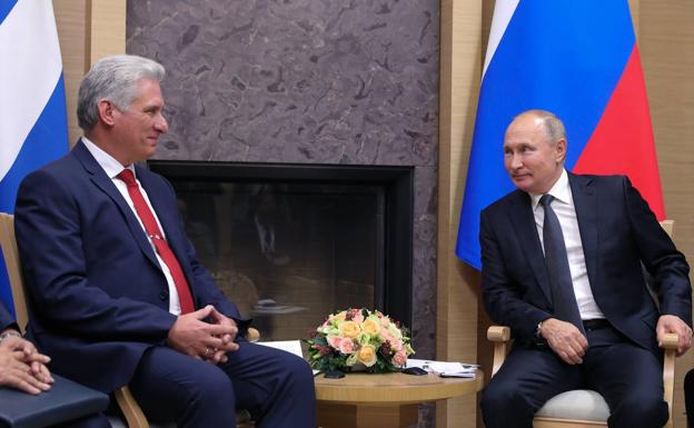 Putin recibe al presidente cubano Díaz-Canel en su residencia de las afueras de Moscú