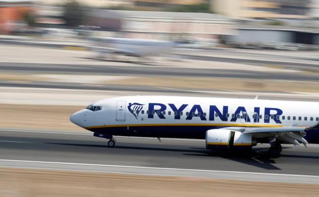 Ryanair mantiene su beneficio en el primer semestre pese a las huelgas