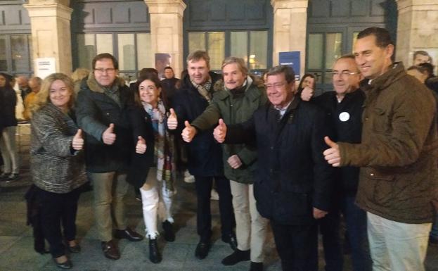 El PP pide concentrar el voto del centro derecha para establecer un «Gobierno estable»