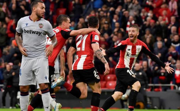 Ander Capa lidera la remontada del Athletic