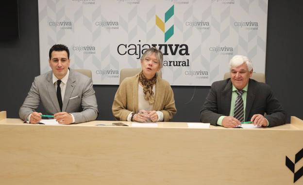 'Conectados Sin Barreras' y Cajaviva se unen por la inclusión financiera de los mayores de 60 años