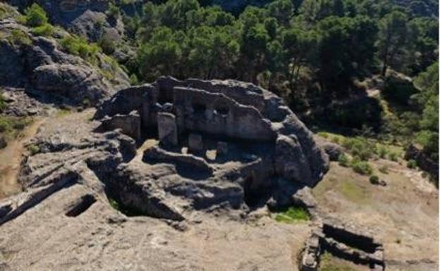 «Id y corred la voz en cada ciudad de al-Ándalus: la hora de Hispania ha llegado»