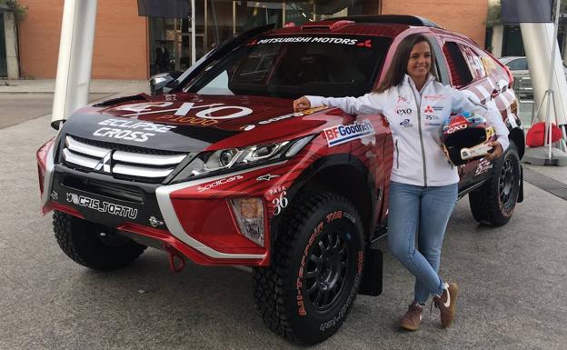 Cristina Gutiérrez, piloto burgalesa: «Quedar entre los 25 primeros del Dakar es un objetivo realista»