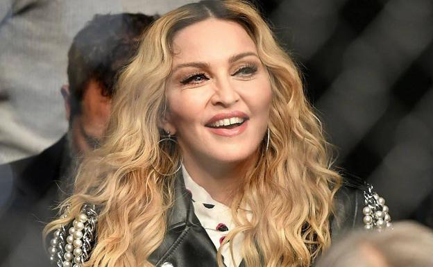 Madonna se bebe su orina