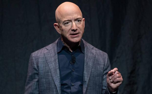 Jeff Bezos dona 90 millones