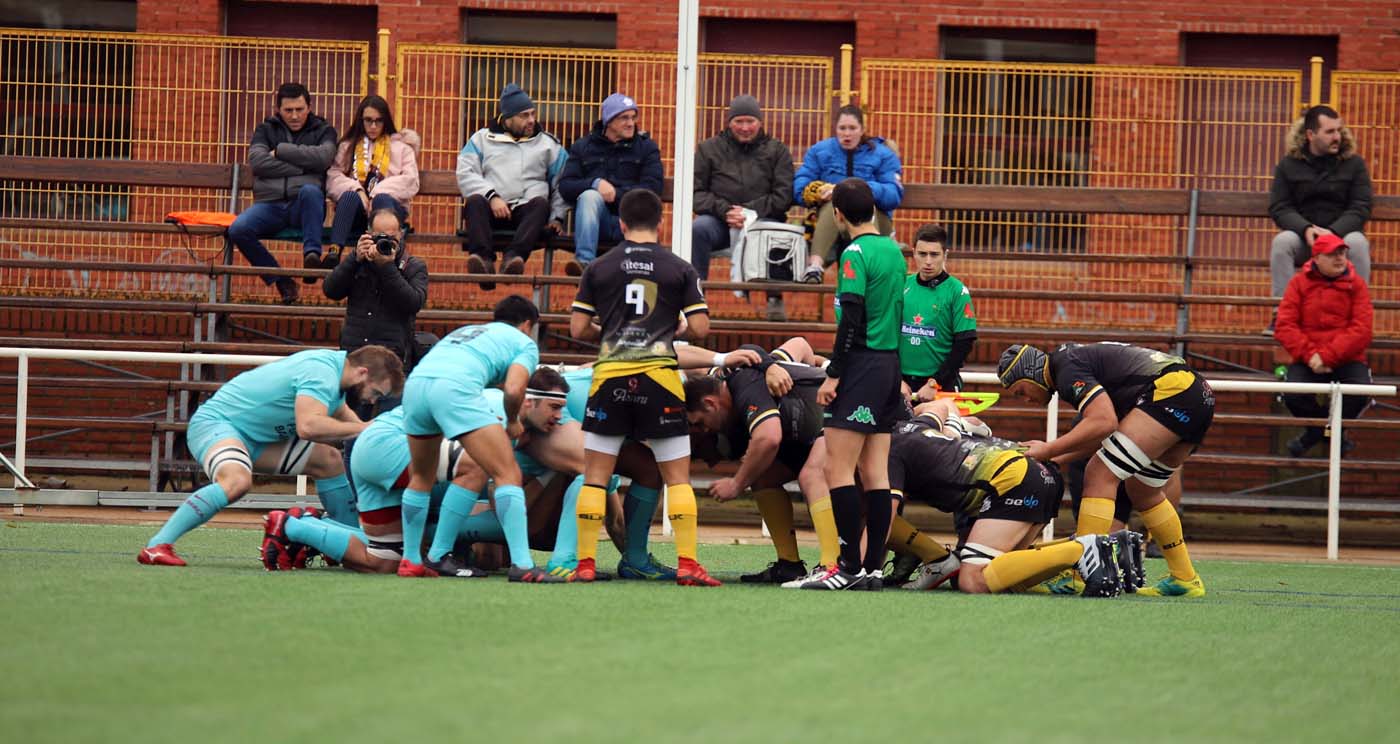 El UBU Colina Clinic y el FC Barcelona firman tablas en San Amaro