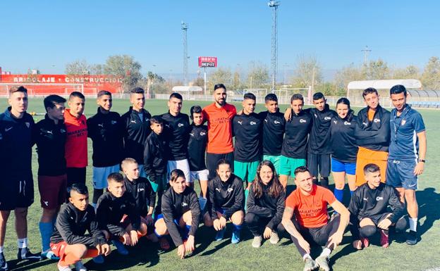 Veinte niños israelíes disfrutan de un fin de semana de fútbol con el Sevilla