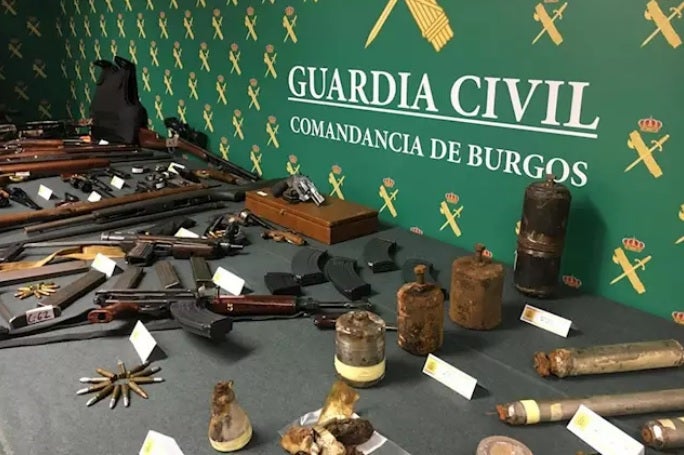 Detenido en Miranda por poseer en un arsenal de armas y explosivos que suponen una de las mayores incautaciones del país