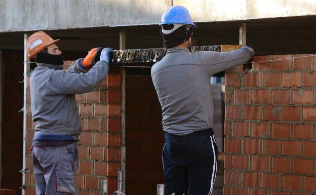 Casi 13.000 personas de Castilla y León salieron a buscar trabajo a otras comunidades en 2018