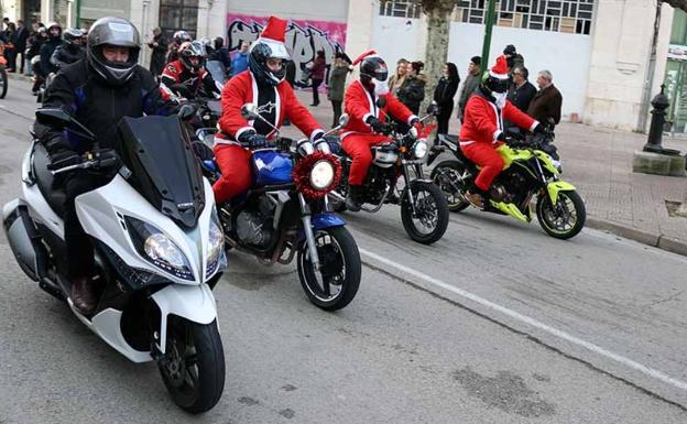 Más de 800 moteros navideños entregarán aguinaldos este 25 de diciembre