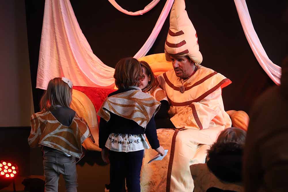 Emisarios y pajes reales, avanzadilla de Melchor, Gaspar y Baltasar