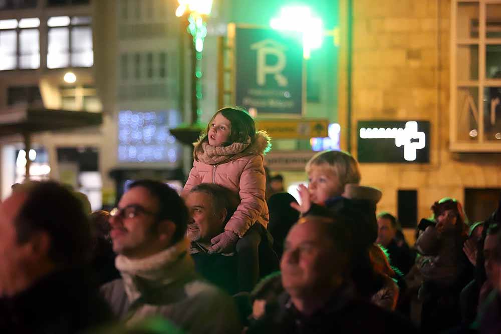 Grandes y pequeños disfrutaron de sus Majestades de Oriente