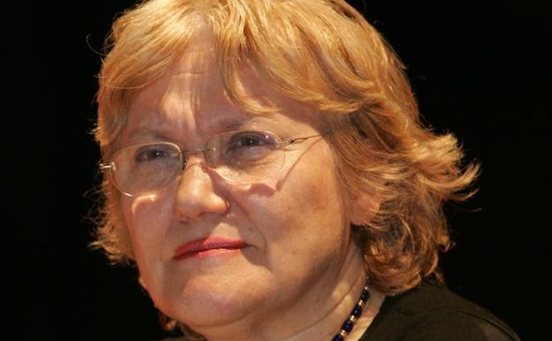 Fallece la escritora alicantina Isabel Clara-Simó, figura destacada de las letras en Cataluña