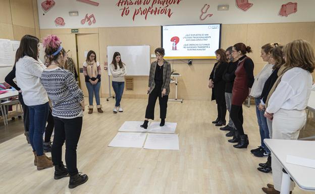 La Universidad Isabel I organiza unas jornadas sobre Disciplina Positiva y Trabajos Fin de Grado y de Máster