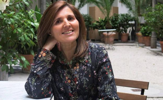 La burgalesa María Montesinos publica 'Un destino propio' sobre las mujeres que alzaron la voz en una sociedad que las quería analfabetas