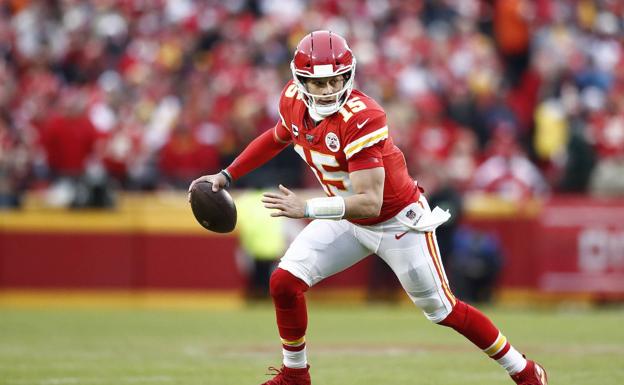 Mahomes desafía a unos 49ers que pueden hacer historia