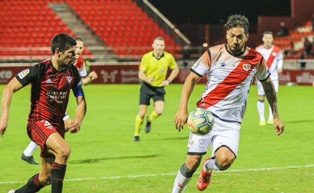 El Mirandés y la magia de Anduva lanzan un nuevo órdago a un Villarreal en racha