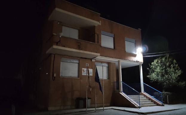 La niña herida grave tras caer desde la ventana de un colegio de Valladolid sufre «al menos» cuatro fracturas en la cabeza