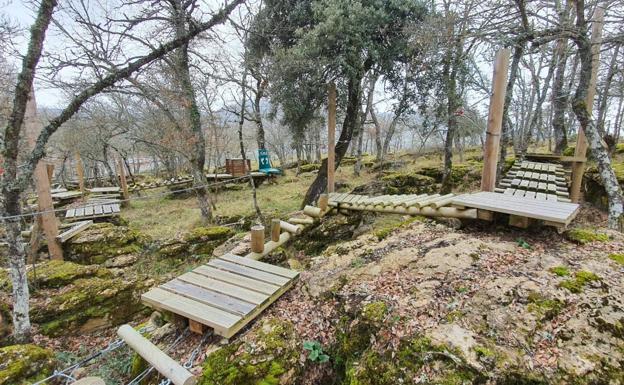 Ultiman los detalles del parque multiaventura de Valdeporres, que pretenden abrir antes de Semana Santa