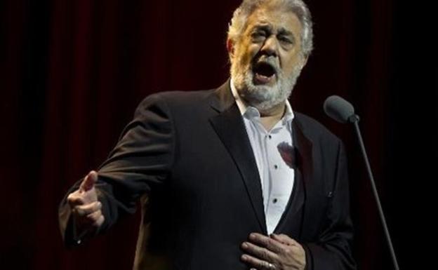 Plácido Domingo precipita su final artístico con la cancelación de sus actuaciones en España