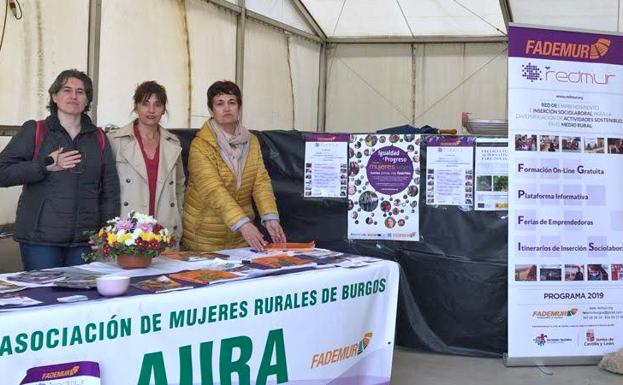 Julia Quintana: «Todavía hay mujeres que sienten que tienen que pedir permiso a sus maridos para trabajar en el campo»