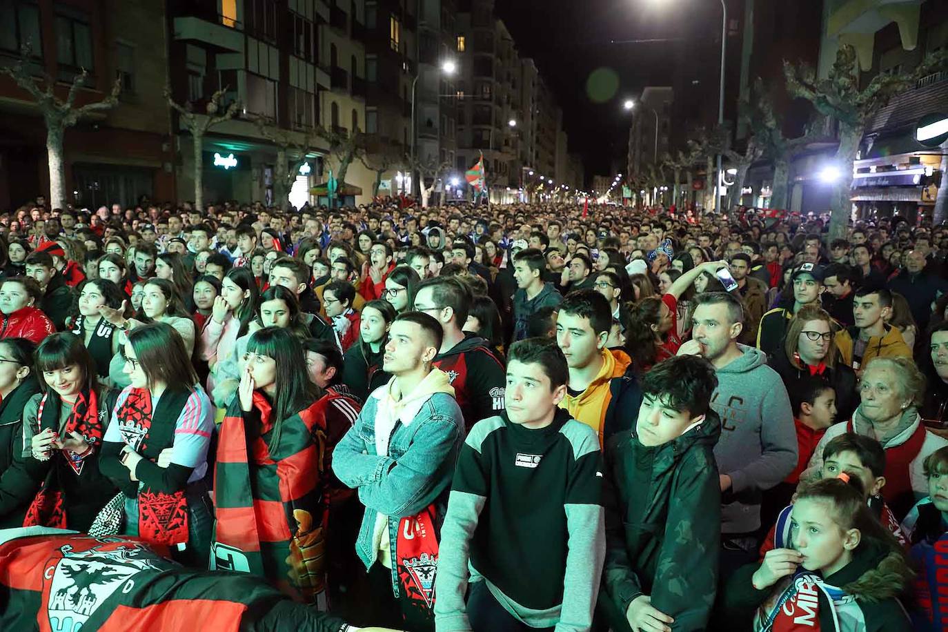 Frustración e impotencia en la pantalla gigante de Miranda
