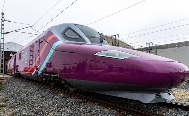 Renfe suspende 'sine die' la puesta en marcha de su AVE de bajo coste AVLO