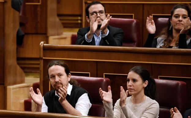 Sánchez cuela a Iglesias en el CNI usando el decreto contra el virus