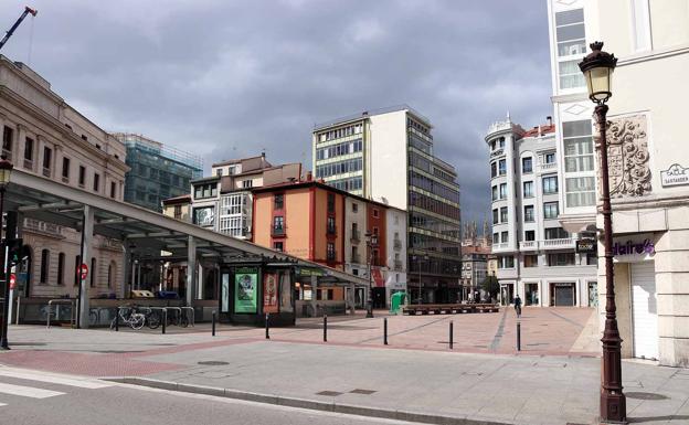 El silencio resuena en las calles de Burgos en una nueva mañana de confinamiento por el coronavirus