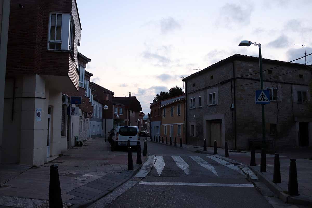 Los barrios burgaleses dan ejemplo en una cuarentena con más luz y con mensajes positivos en las ventanas