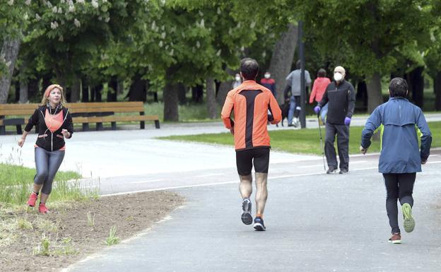 Caen a 90 los ingresos en planta por la covid-19 en los hospitales de Burgos, un tercio de los registrados hace un mes