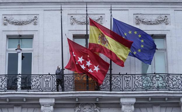 España declara diez días de luto nacional desde el martes